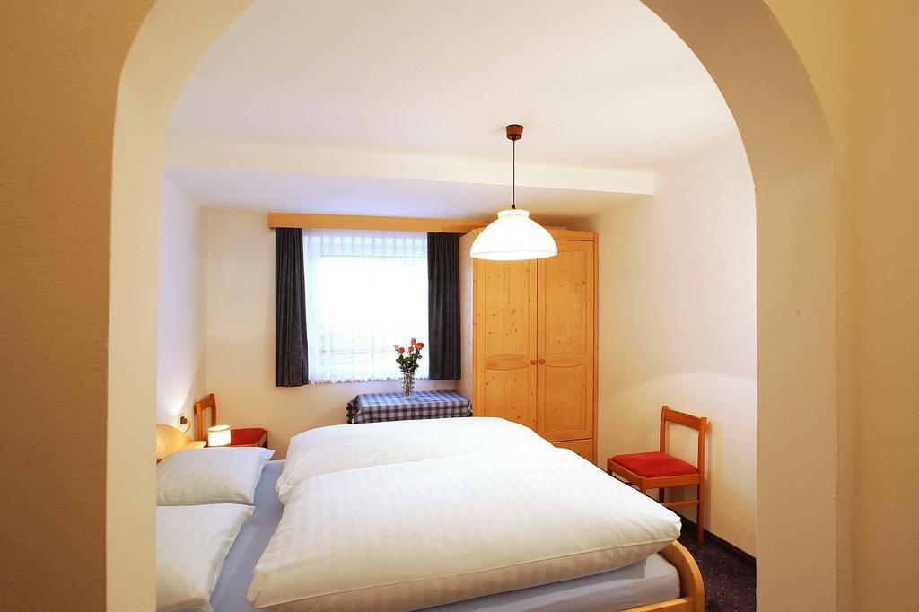 Apartments La Baita Santa Cristina Val Gardena Δωμάτιο φωτογραφία