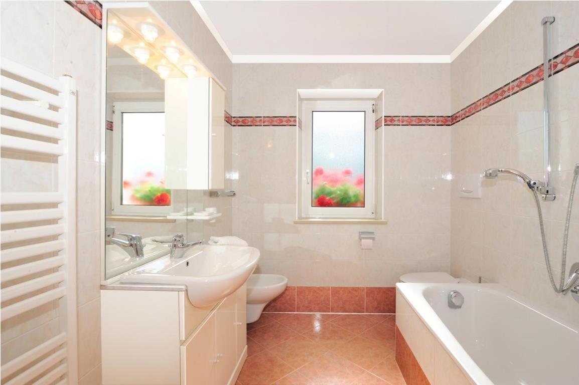 Apartments La Baita Santa Cristina Val Gardena Εξωτερικό φωτογραφία